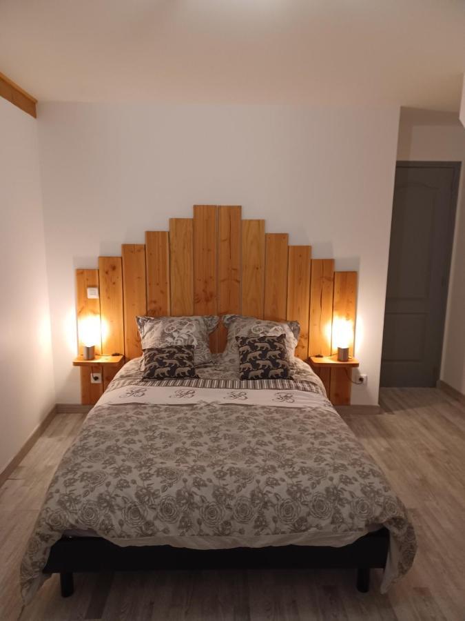 La Maison Du Bonheur Saint-Germain-Laval  Eksteriør billede